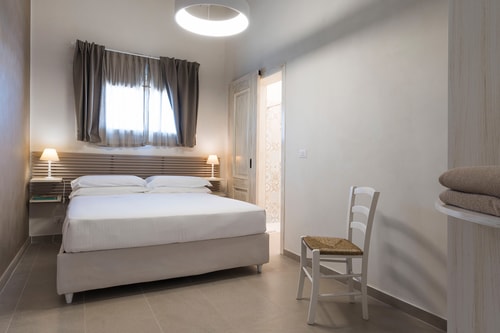 Villa Catrice - Seafront villa with private pool 29 Villas in Italy