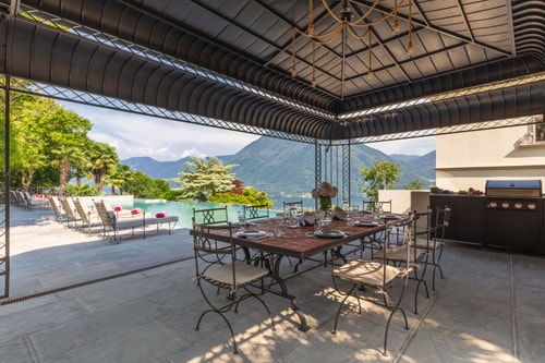 Villa Classica, Historic villa with lake views 1 Villas in Italy
