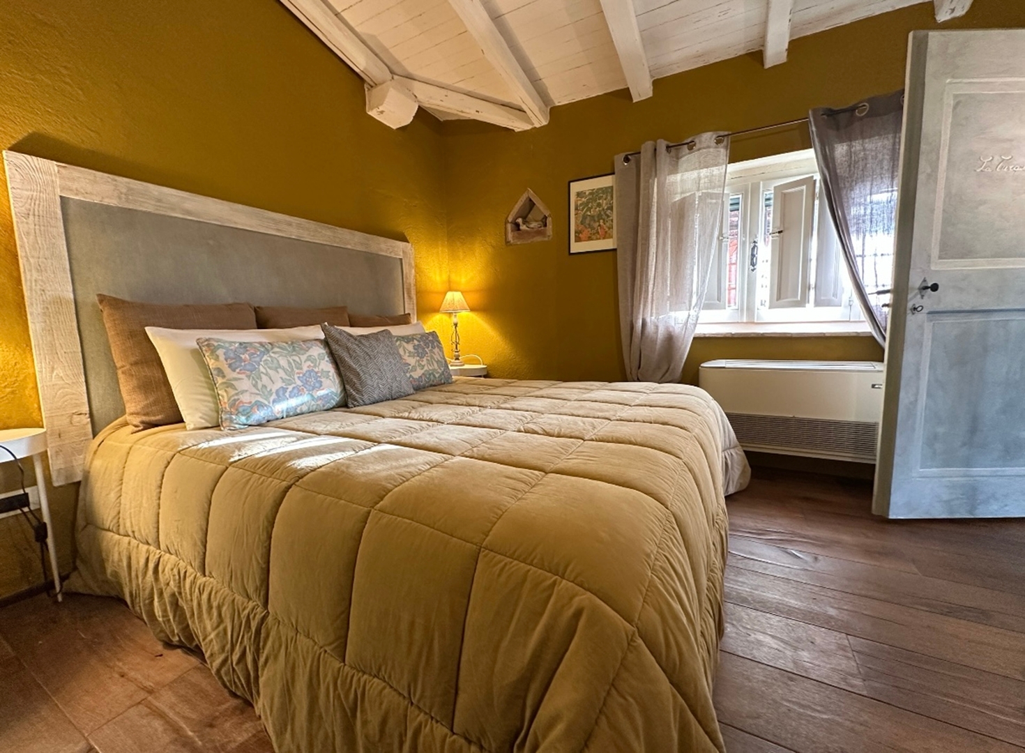 Villa Porsenna, Tuscan Tranquillity 24 Villas in Italy
