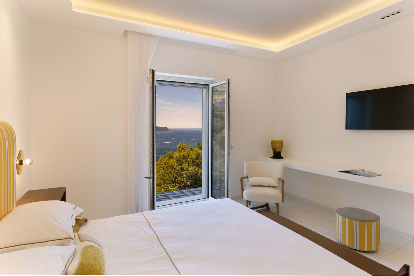 Villa Baia Serena, Panorama with Private Pool 27 Villas in Italy
