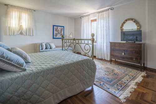 Villa Lavinia, with private pool, spa and gym 35 Villas in Italy