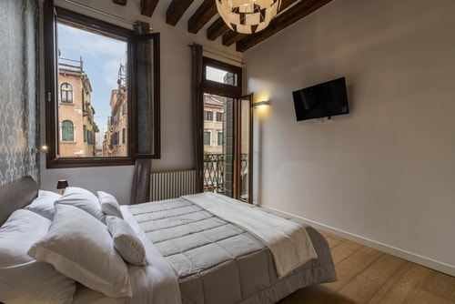 Bacco Uno Apartment 10 Italian Breaks