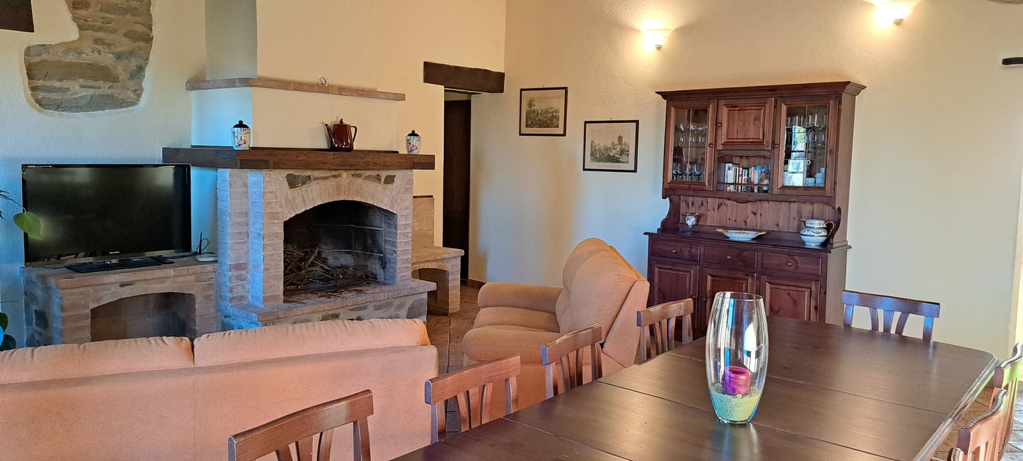 Villa Amiata - Tuscan Farmhouse with private pool 6 Villas in Italy
