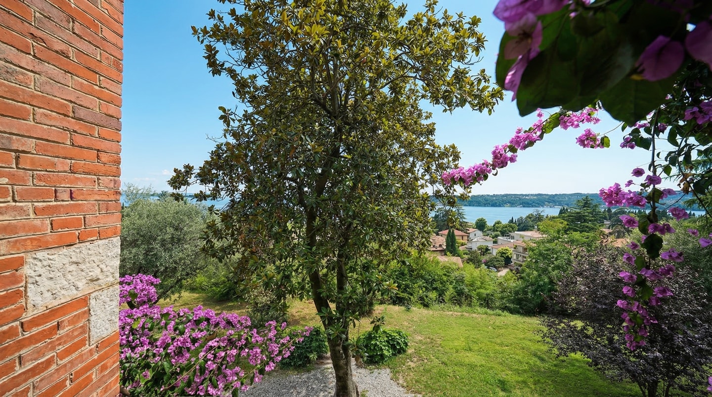 Villa Brunella - Private villa walking distance from lake and town 20 The Prestige Villa Collection