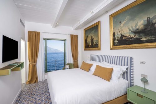 Isola del Poeta, Private Island with Pool & Chef 35 Villas in Italy