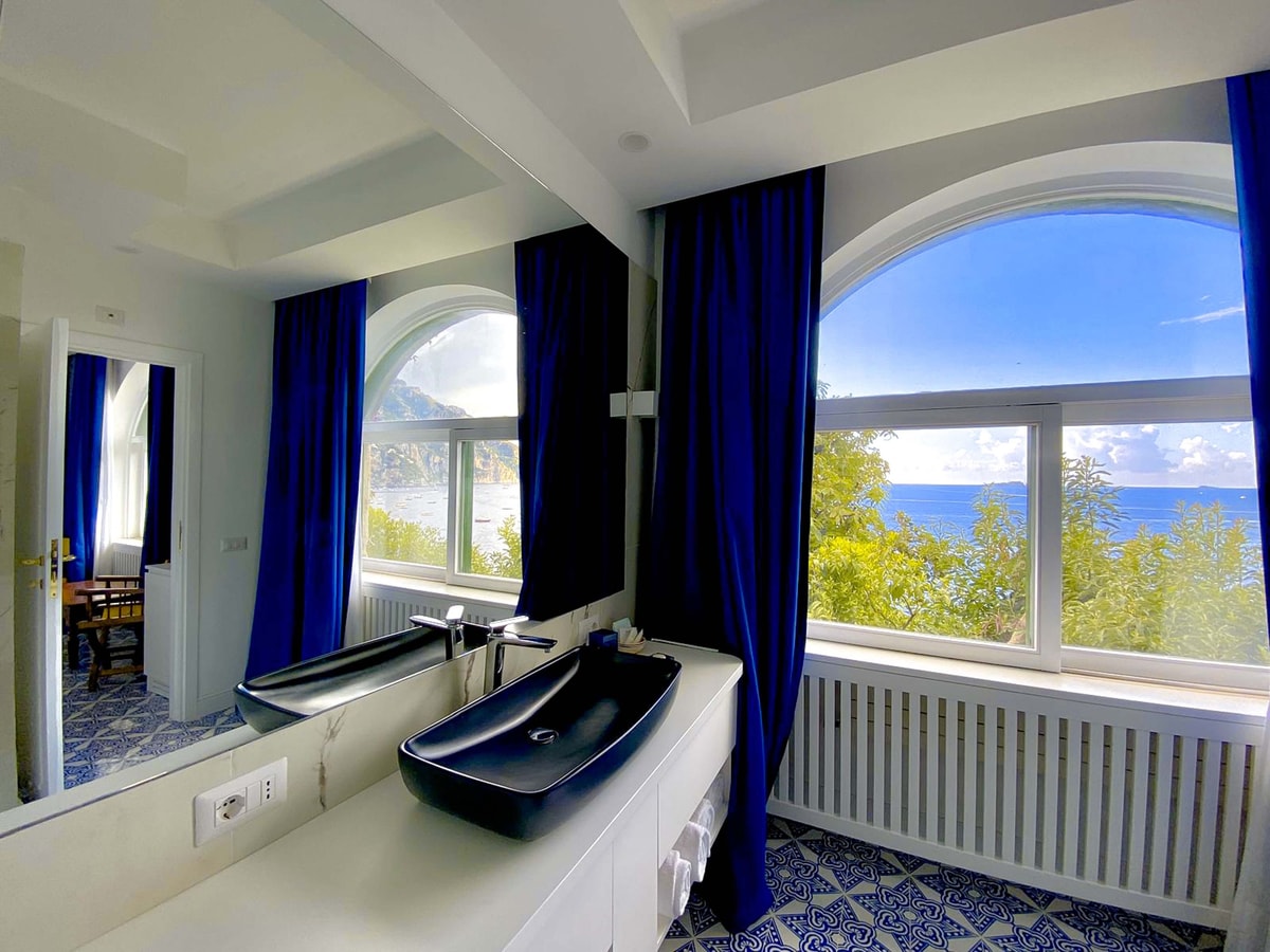 Villa Affascinante - Villa with direct sea access 59 Villas in Italy