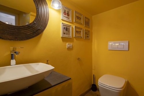 Villa Olivella, with Private Pool - 100m to Lake 16 Villas in Italy