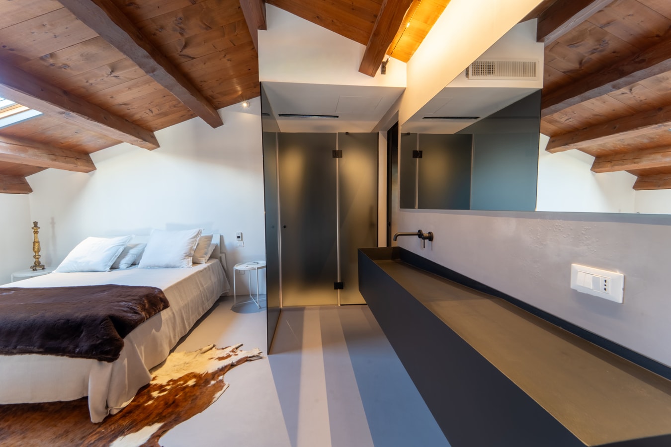 Villa Terrasini, Contemporary Jewel Near the Sea 16 Villas in Italy