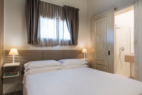 Villa Catrice - Seafront villa with private pool 30 Villas in Italy