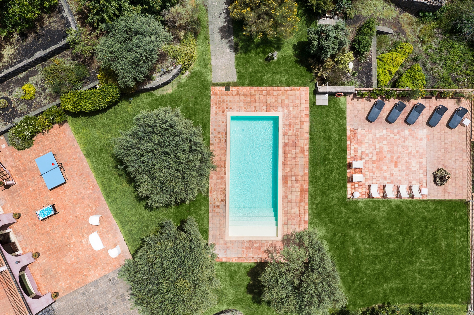 Villa Inessa with private pool, Mt. Etna Area 38 Villas in Italy