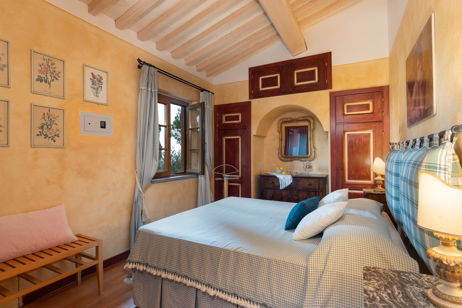 Podere Delle Vigne, in the Vineyards of Maremma 24 Villas in Italy