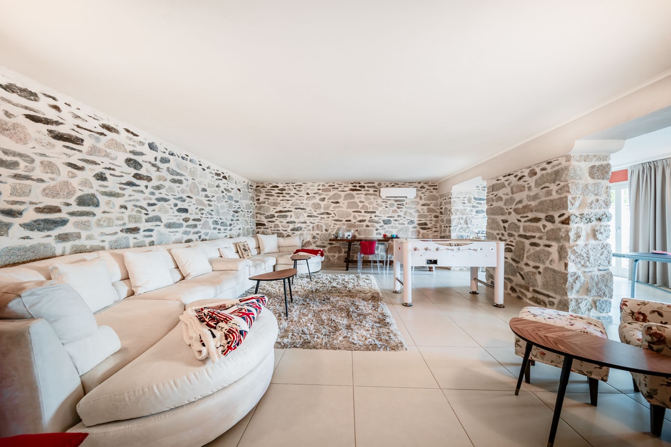 Villa Alvino, large family villa by the lake 40 The Prestige Villa Collection