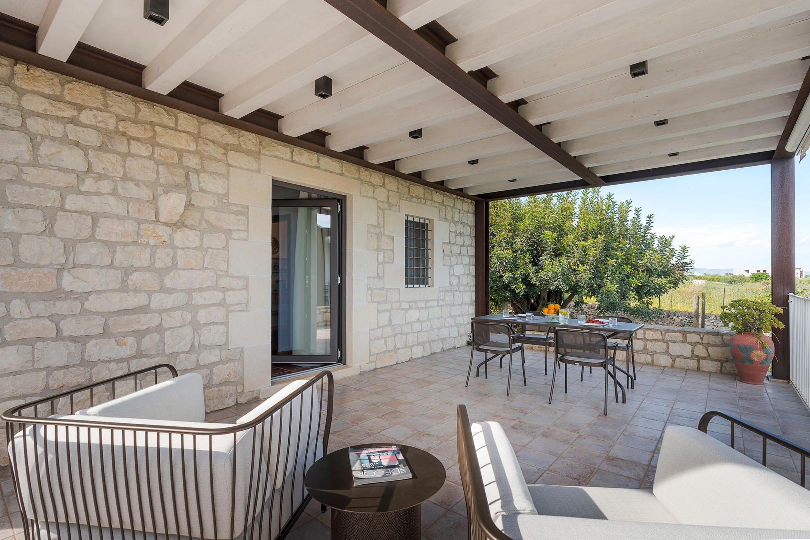 Tenuta Del Sole, elegant Sicilian estate 57 Villas in Italy