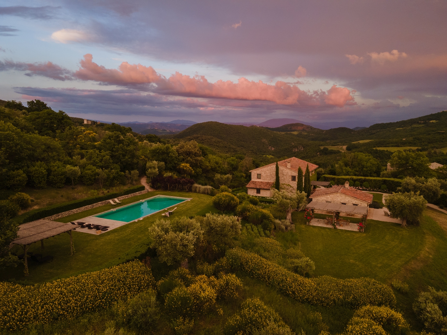 Villa Penelope - Private villa with heated pool 21 Villas in Italy