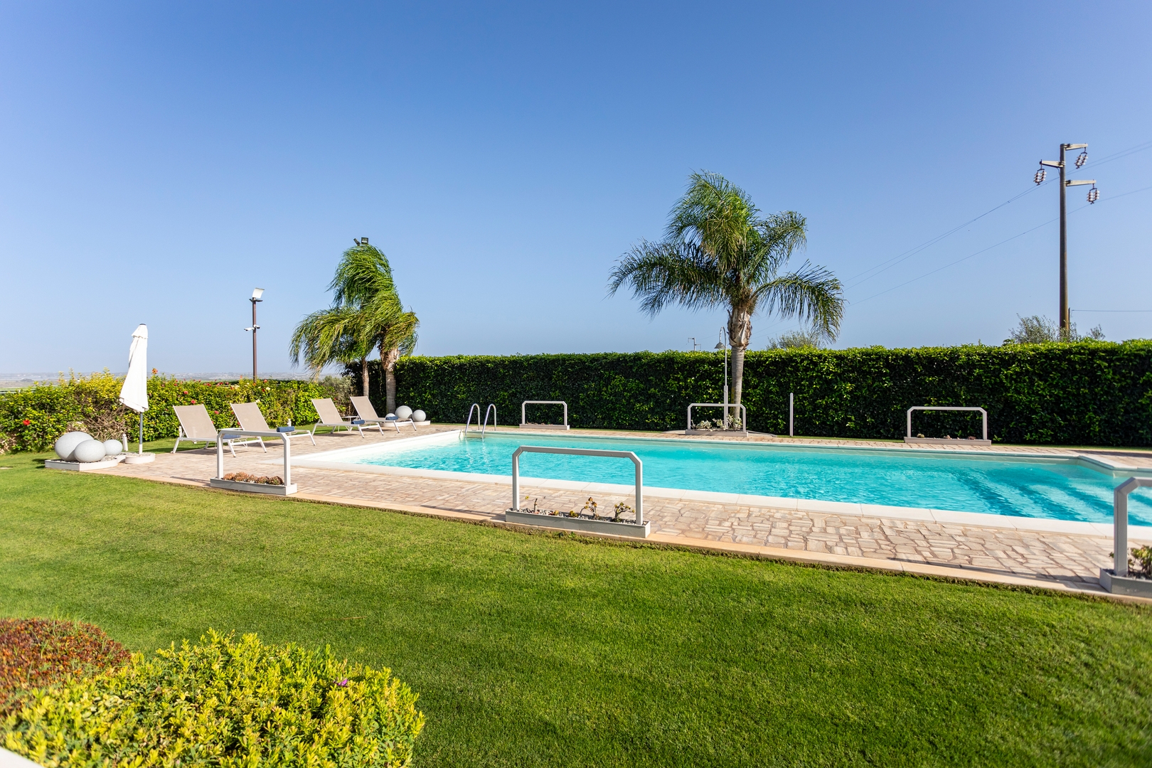 Private villa with swimming pool in Sicily 1 Villas in Italy