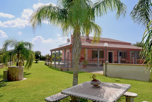 Villa Salvia, with private pool near Syracuse 32 Villas in Italy