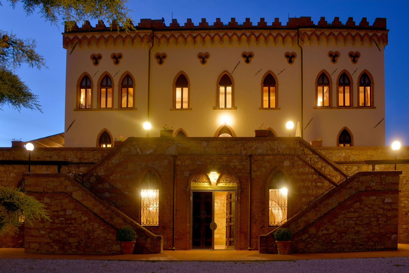 Castello Casalino – Guardistallo – Pisa area 40 Villas in Italy