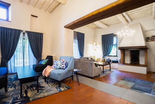 Villa Gaiole – Tuscan Estate with Pool & Spa 8 Villas in Italy