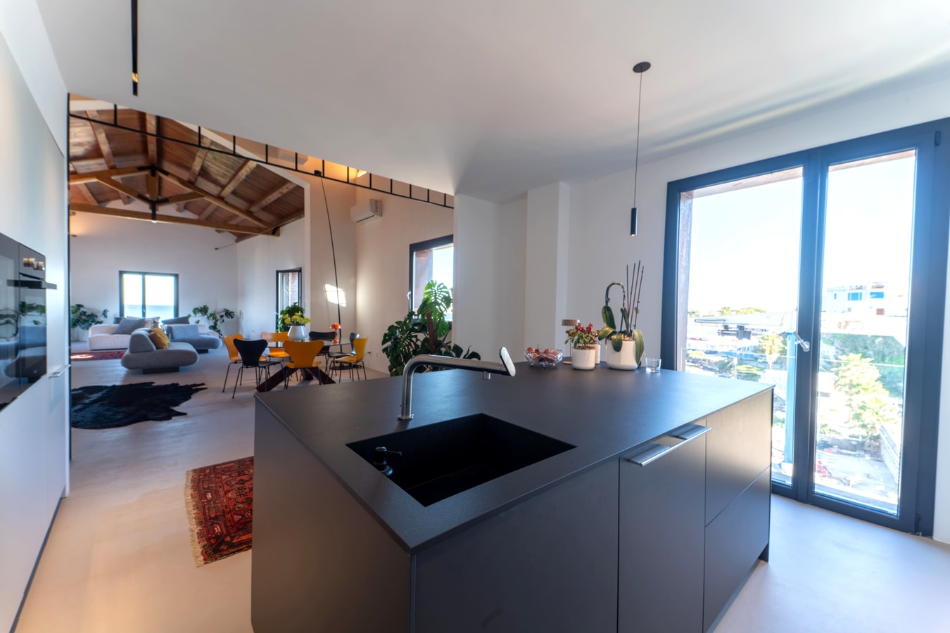 Villa Terrasini, Contemporary Jewel Near the Sea 4 Villas in Italy