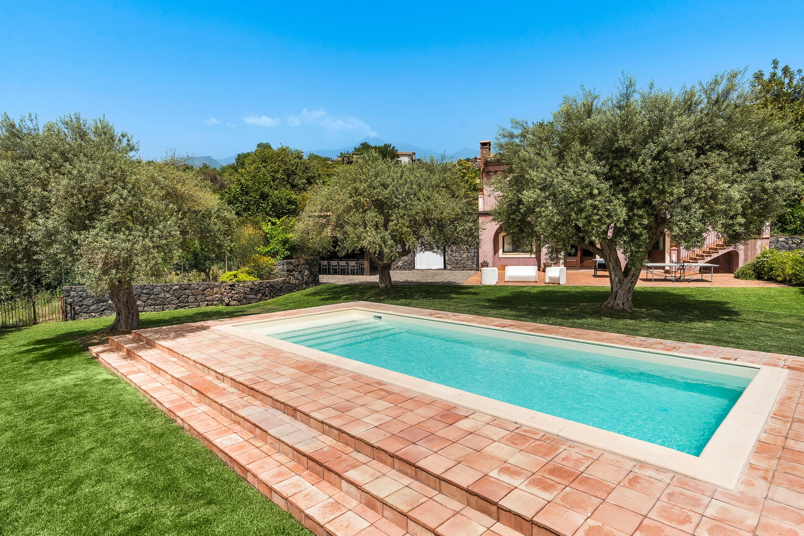 Villa Inessa with private pool, Mt. Etna Area 41 Villas in Italy