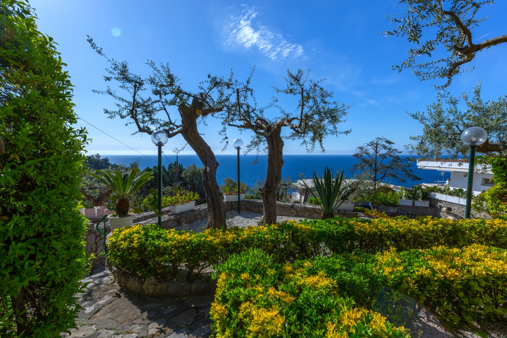 Villa Carmela 42 Villas in Italy