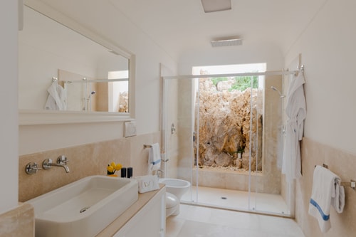 Villa Vento Blu, Exclusive Luxury in Capri 9 Villas in Italy