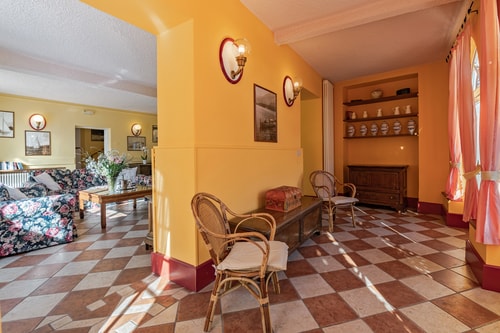 Villa Dia, Lakeside Luxury Retreat 9 Villas in Italy