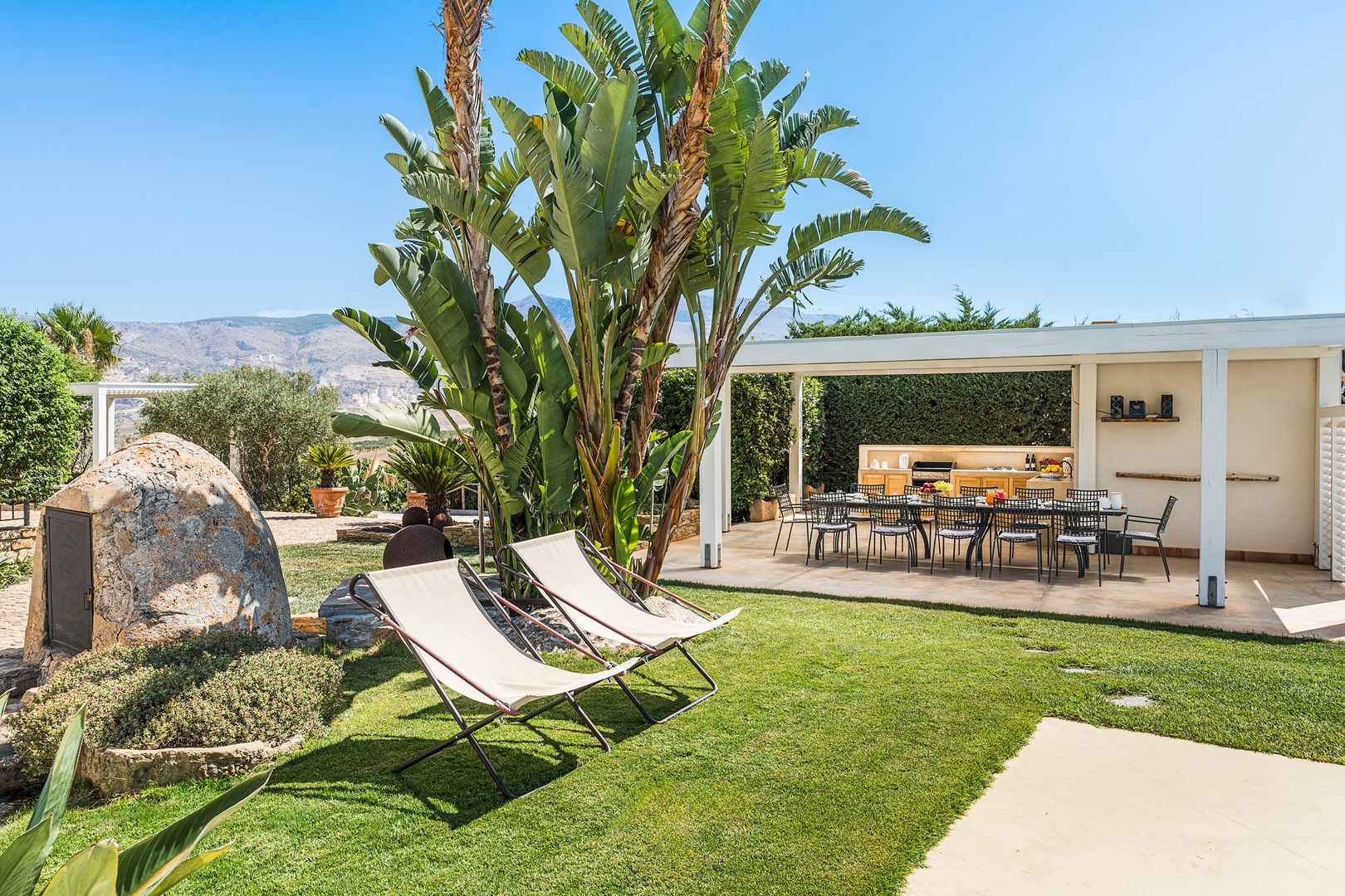 Villa Rega - Private villa with pool in Sicily 15 Villas in Italy