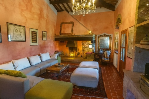 Villa Luisa - Farmhouse with private pool 5 Villas in Italy