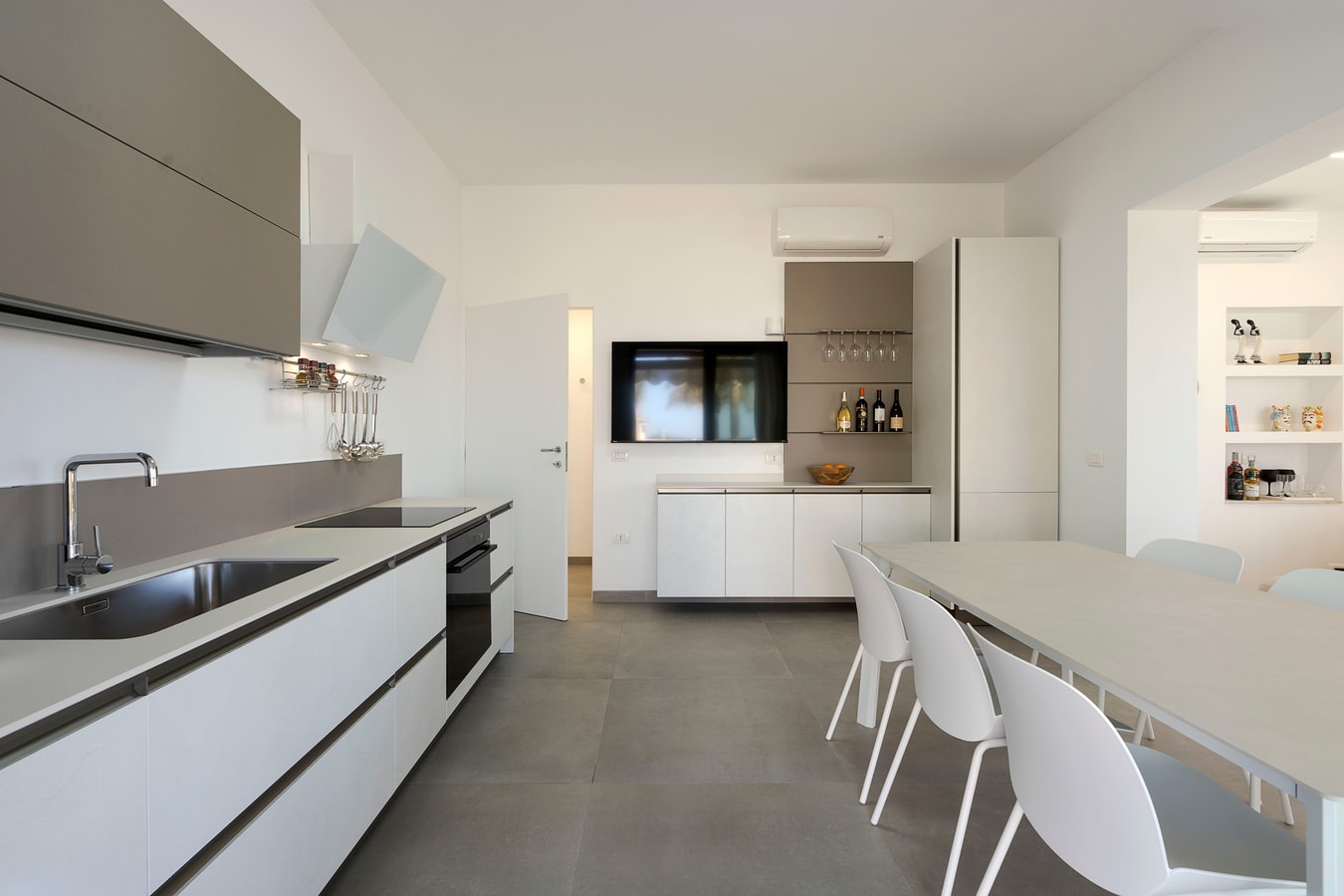 Casa Macchia Blu, Beach House with Sea Access 8 Villas in Italy