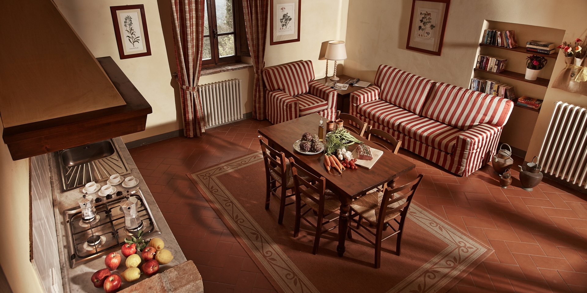 Castagneto Estate - Large Tuscan Borgo 25 Villas in Italy