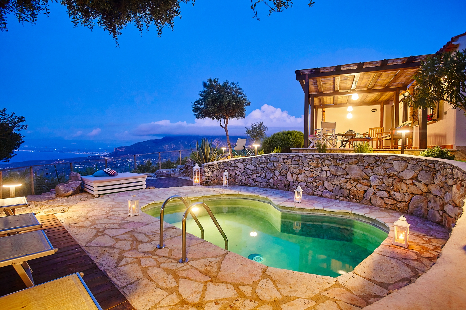Villa Guscio – Castellamare del Golfo, Trapani area 5 Villas in Italy