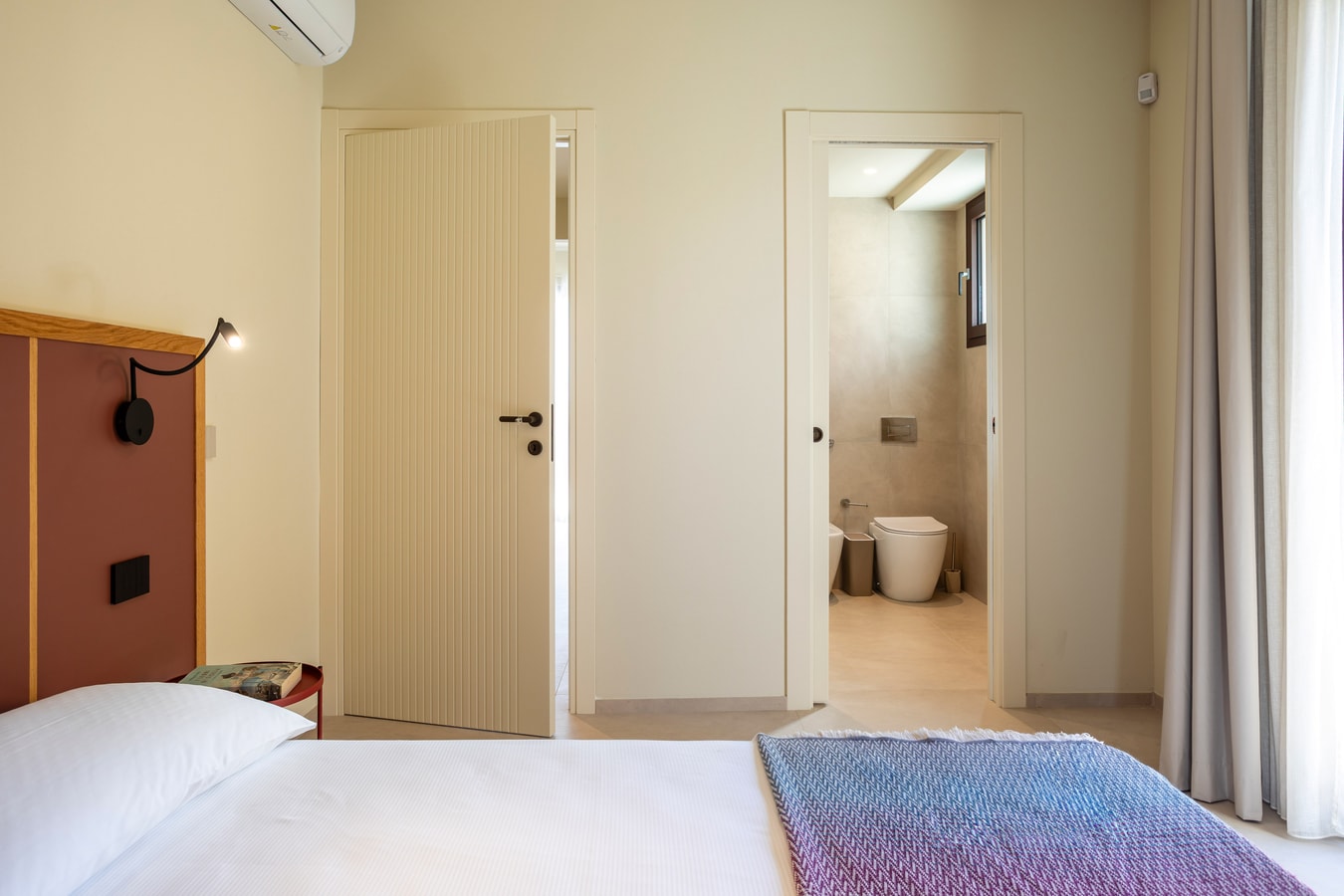 Villa Smeralda, Seafront Villa With Pool 21 Villas in Italy