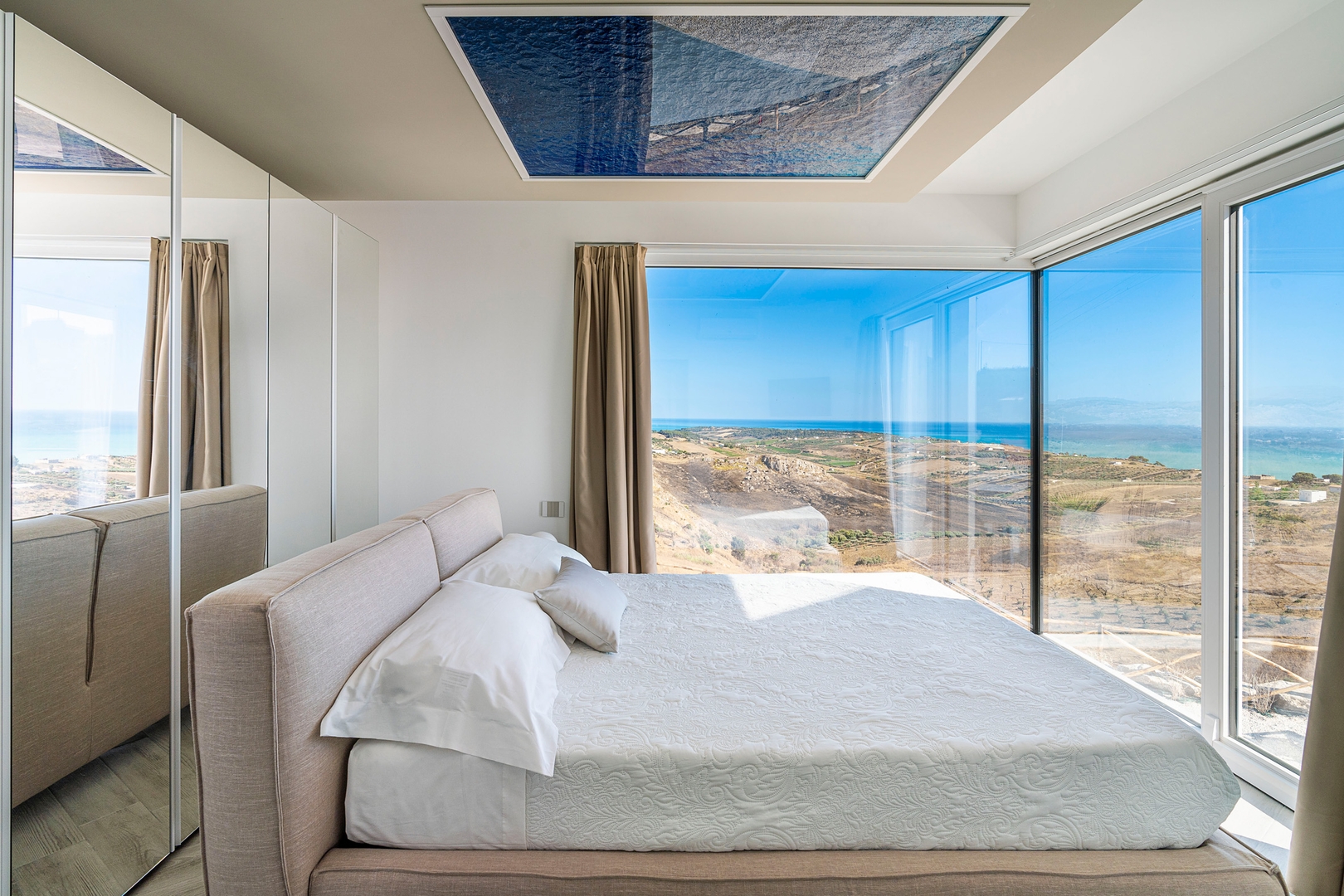 Villa Bianca - Beautiful villa with sea views 20 Villas in Italy