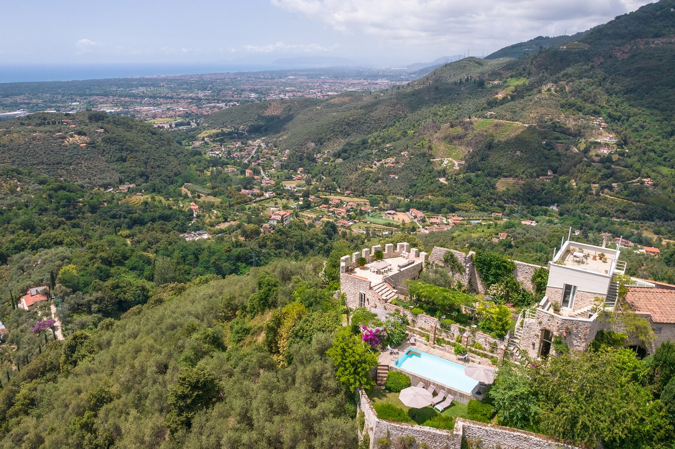Villa Camaiore - Restored castle with private pool 42 The Prestige Villa Collection