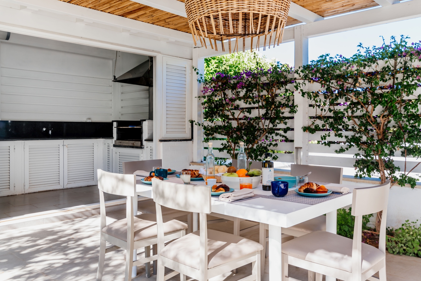 Villa Marbella, a short walk from the beach 18 Villas in Italy
