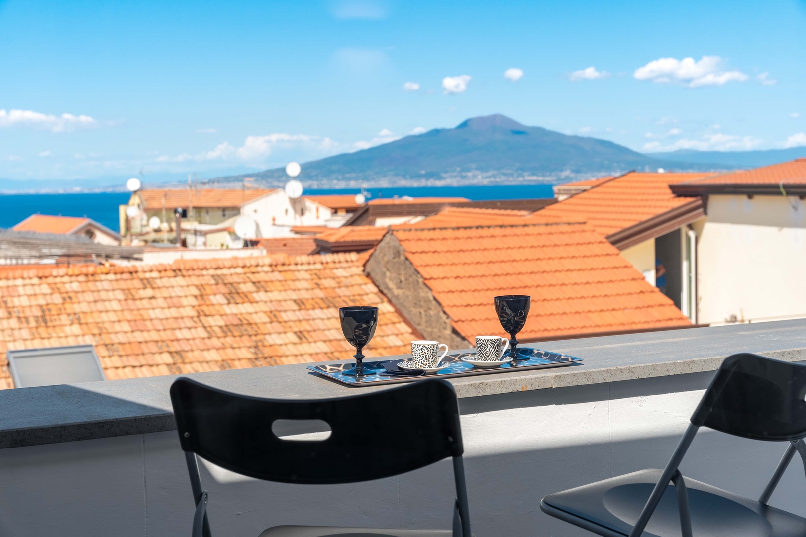Casa Il Tetto - central apartment 0 Villas in Italy