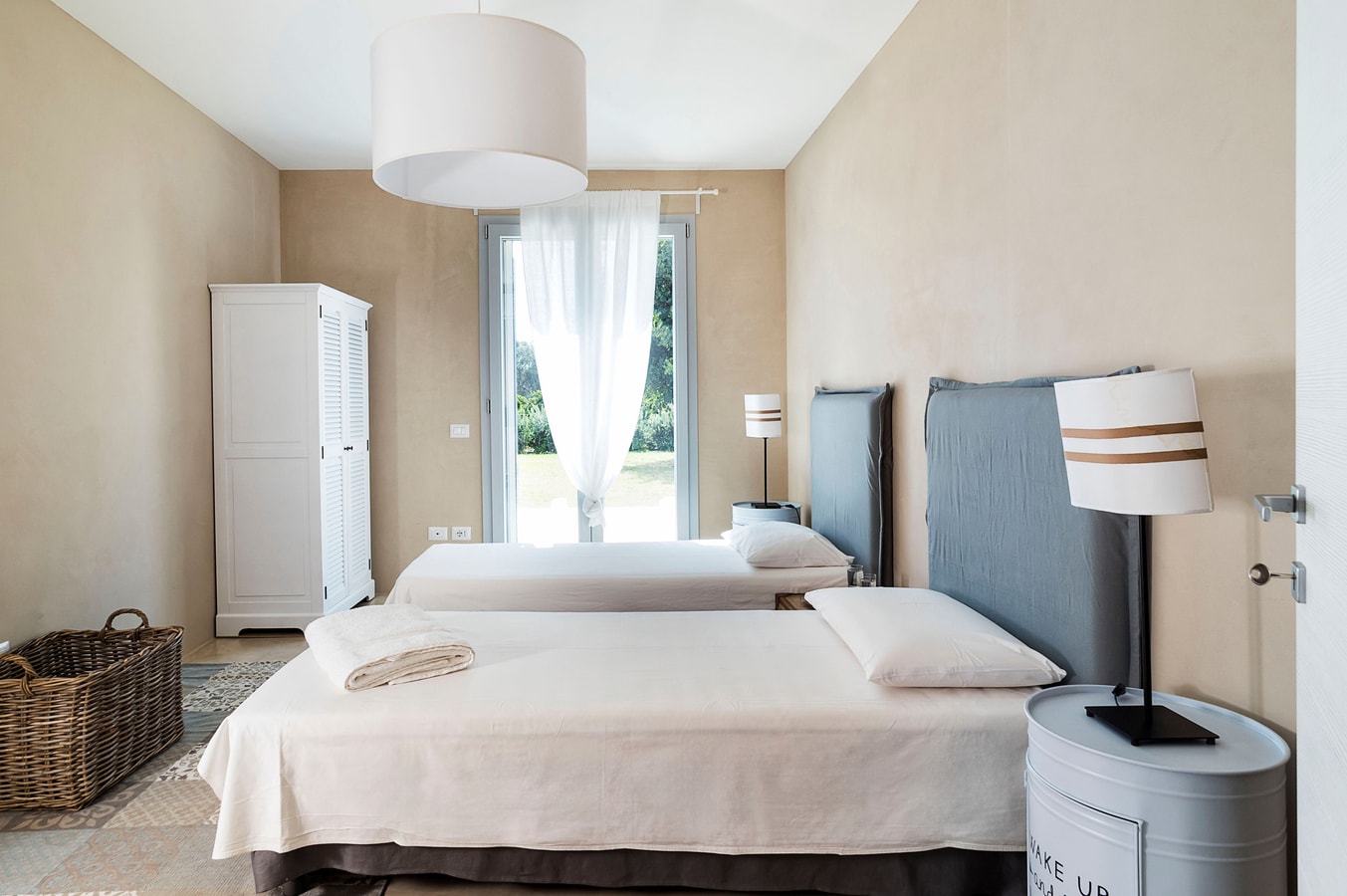 Villa Giordana with private swimming pool, Sicily 19 Villas in Italy