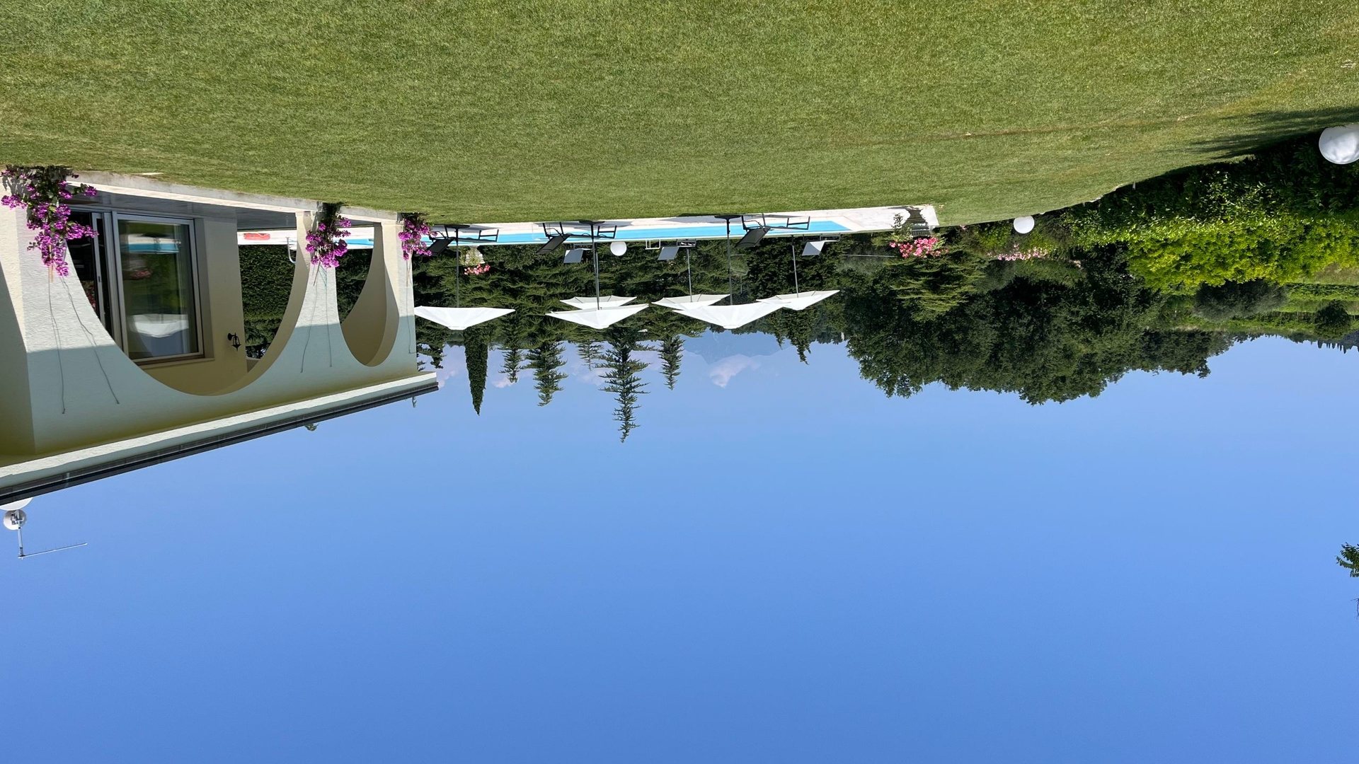 Villa Menestrella - private with swimming pool and lake views 20 Villas in Italy