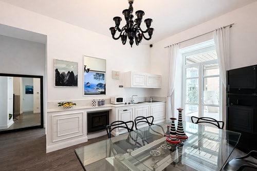 Terrazza Di Sorrento, Town Centre Apartment 12 Villas in Italy