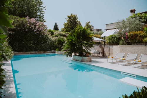 Villa Monica - Private villa with pool near town centre and lake 0 Villas in Italy