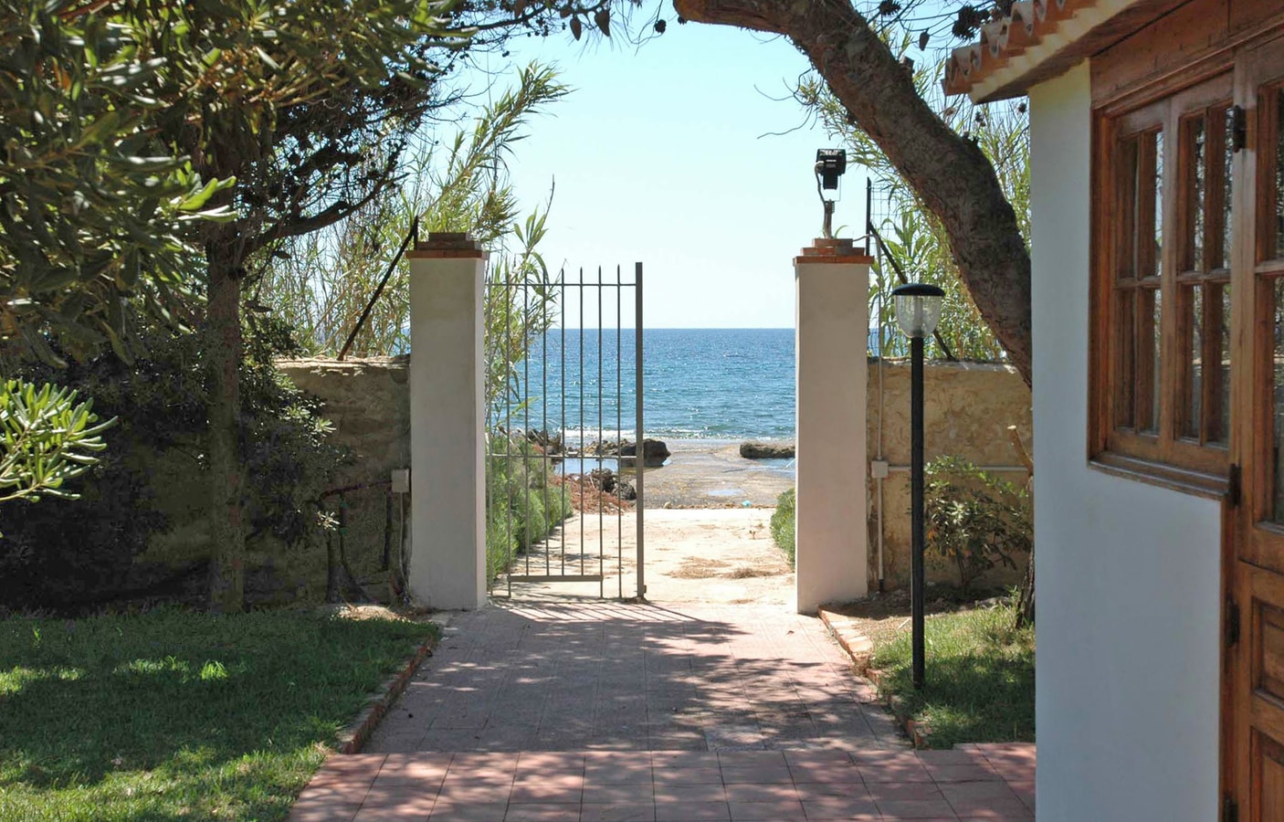 Casa Scoglio - Seafront Retreat near Syracuse, Sicily Villas in Italy