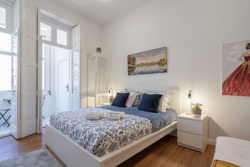 3 Cozy Rustic Flats | City Center by Host Wise Host Wise Booking