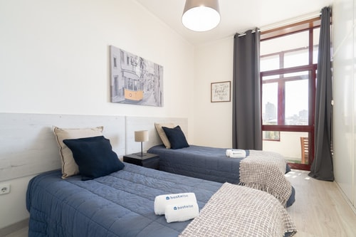 2 Comfy Flats w/Netflix | Ace Location by HostWise Host Wise Booking