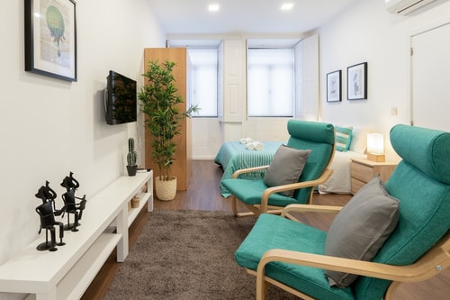 Green Studio | Walk City Center by HostWise Host Wise Booking