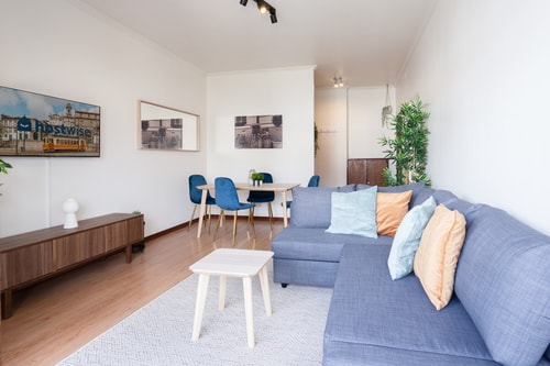 HostWise - Sapphire & Bright Flat | Terrace Host Wise Booking