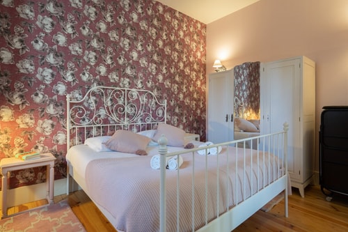 Contemporary Peaceful Flat w/ Balcony by HostWise Host Wise Booking