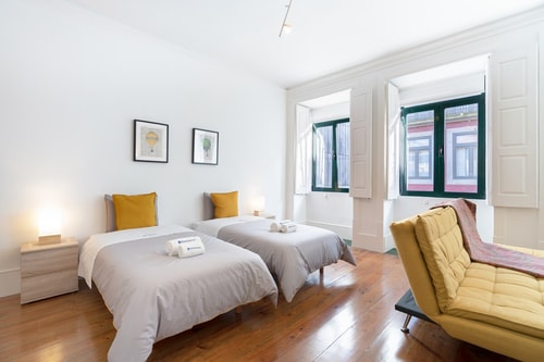 Amazing Flats w/ Balcony | City Center by HostWise Host Wise Booking