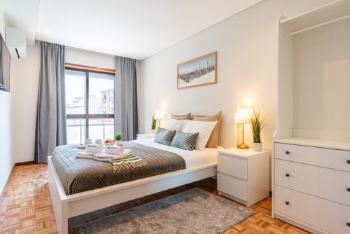 Bright & Elegant Urban Flat w/Balcony by HostWise Host Wise Booking
