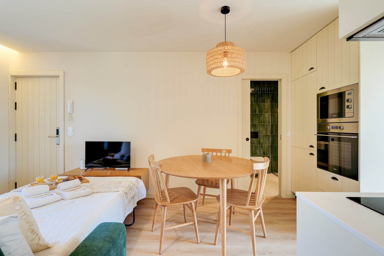 Pool & Indoor Jacuzzi in Pedorido by HostWise 79 Host Wise Booking